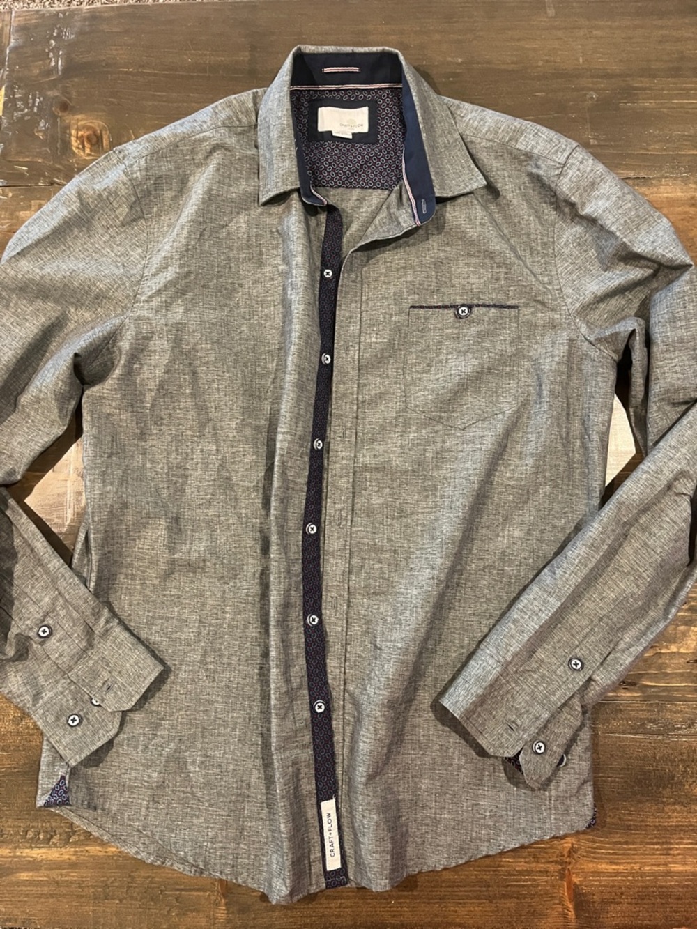 Modern Gray Long-Sleeve Button-Down Shirt with Navy Trim